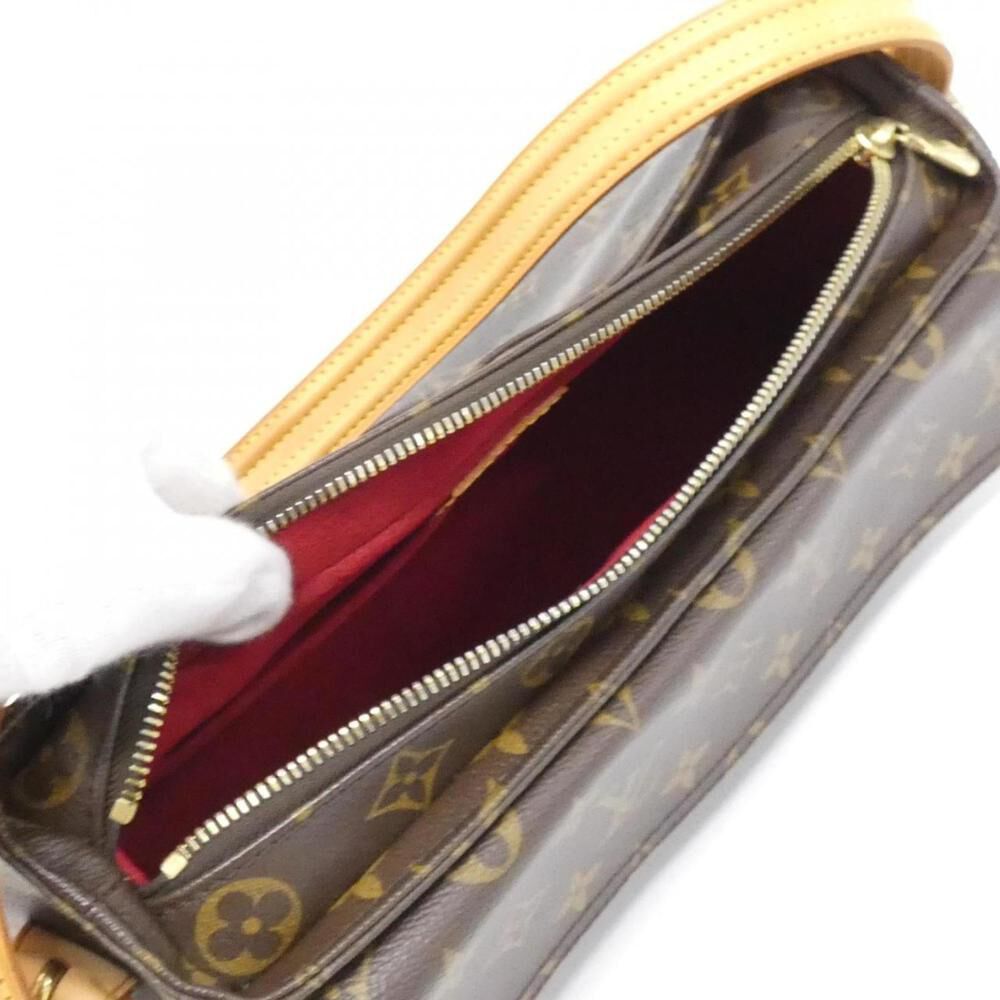 Louis Vuitton Shoulder Bags