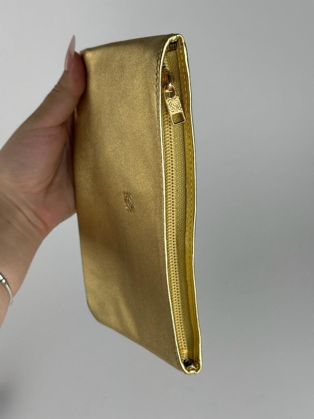 Loewe Clutch