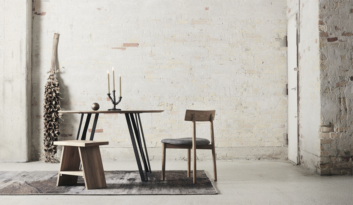 Lysestage Ava - Antik M&oslash;rk Gr&aring;