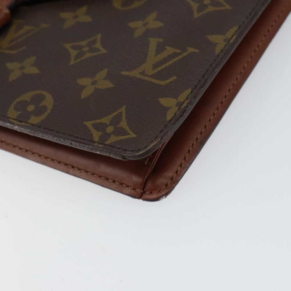 Louis Vuitton Clutch