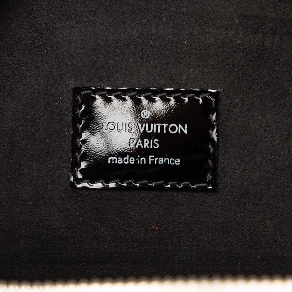 Louis Vuitton Pont Neuf
