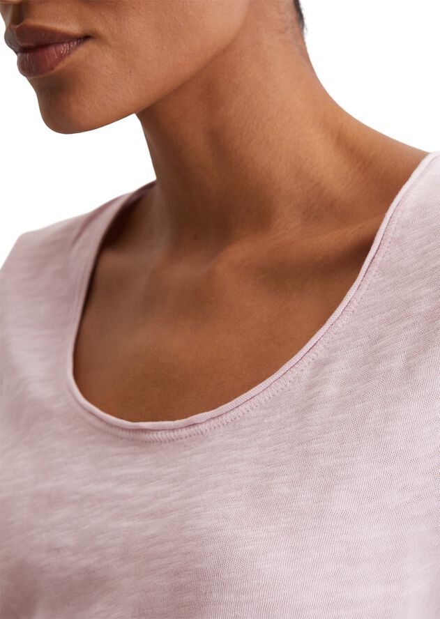 T-shirt, short sleeve, round neck