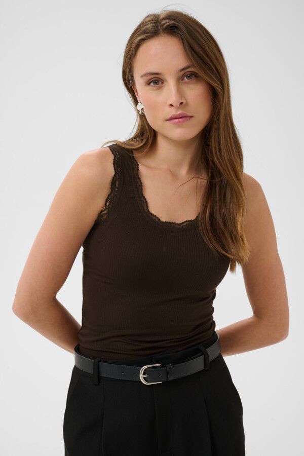KAomi top