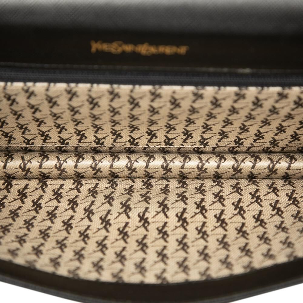 Yves Saint Laurent Clutch