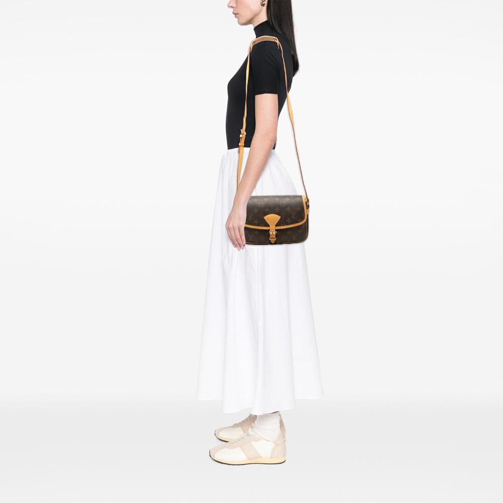 Louis Vuitton Sologne