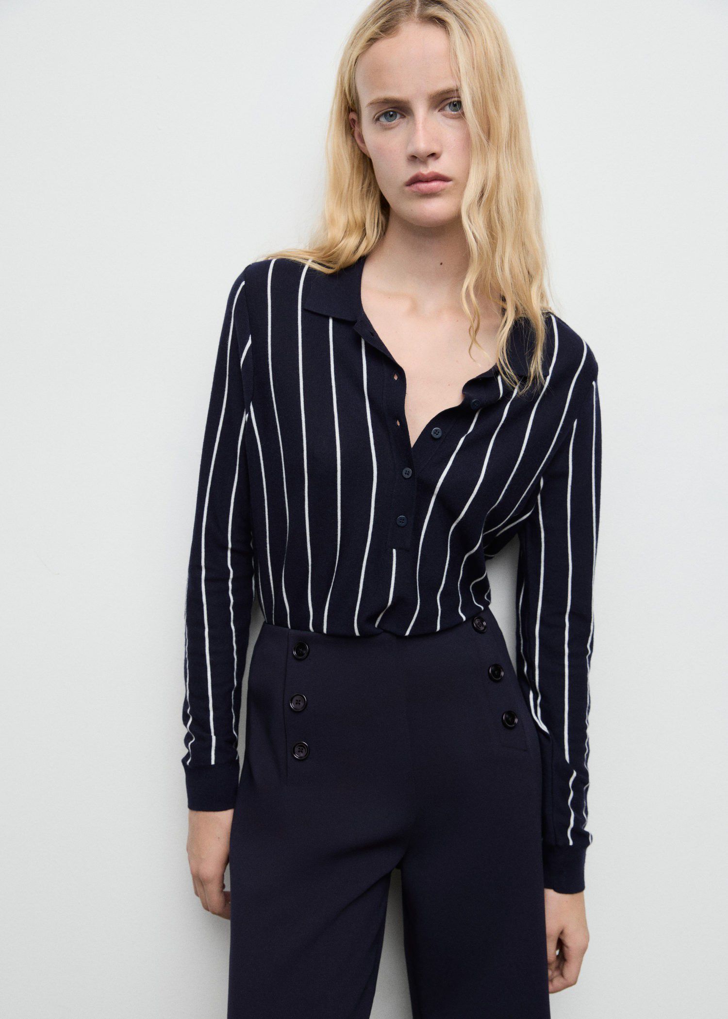 Wide leg trousers with buttons