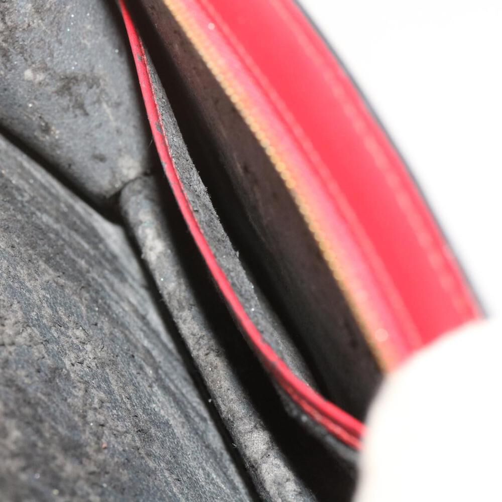 Louis Vuitton Clutch