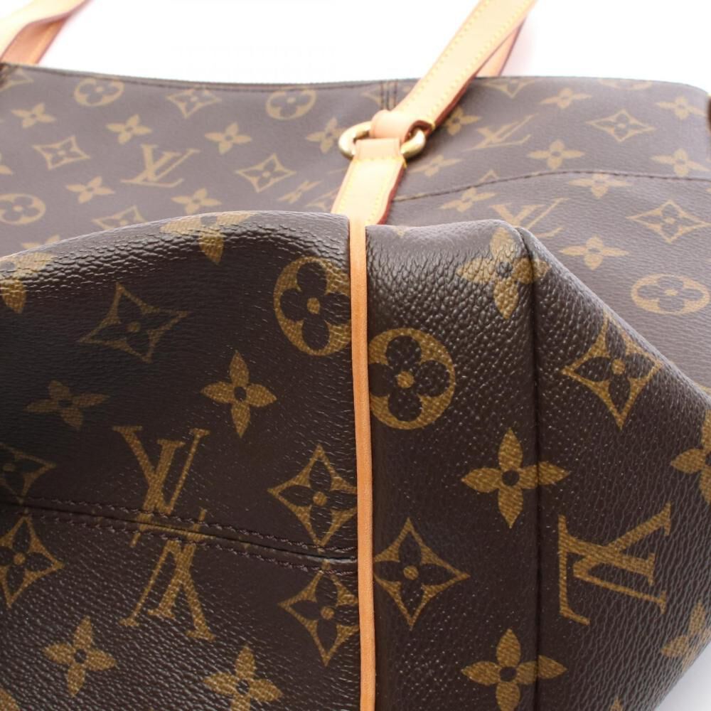 Louis Vuitton Totally
