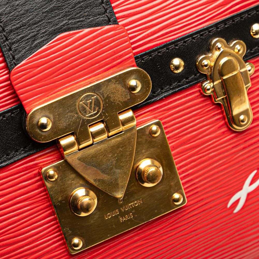 Louis Vuitton Clutch