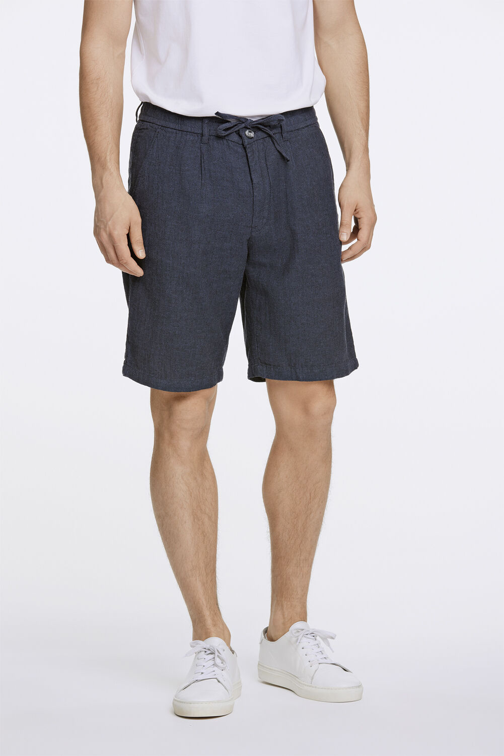 Linen blend herringbone shorts