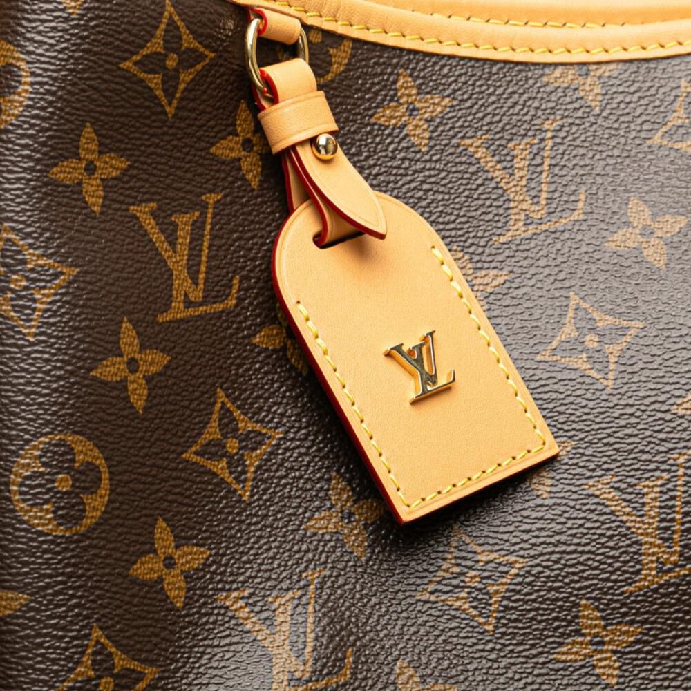 Louis Vuitton Shoulder Bags