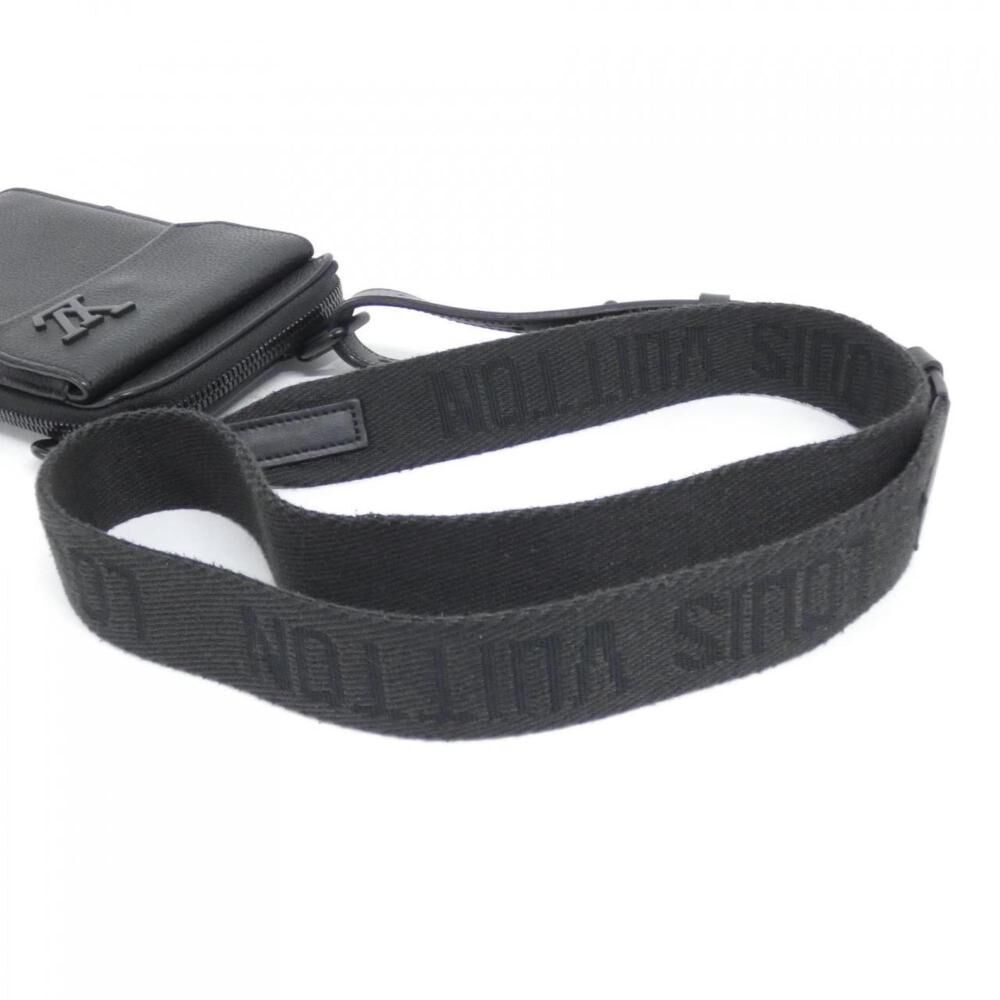 Louis Vuitton Shoulder Bags