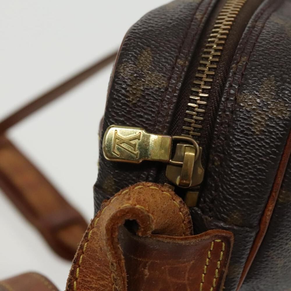 Louis Vuitton Jeune Fille