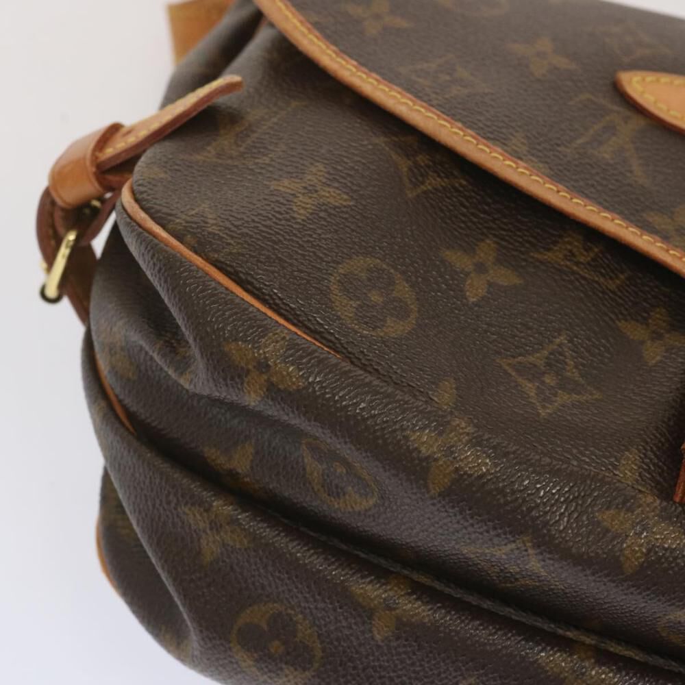 Louis Vuitton Saumur