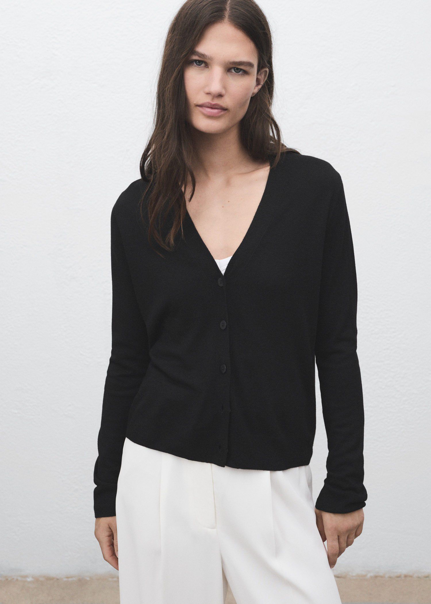 V-neck knitted cardigan