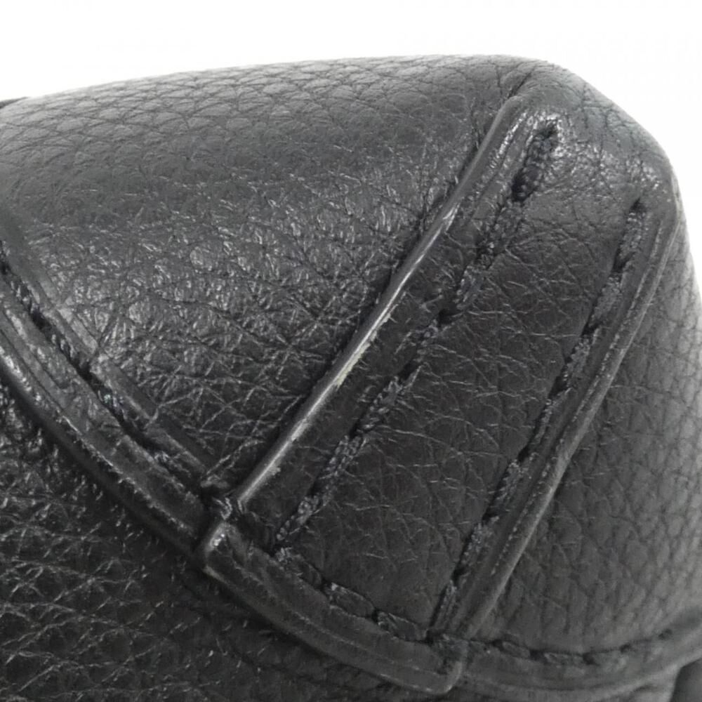 Louis Vuitton Crossbody Bag