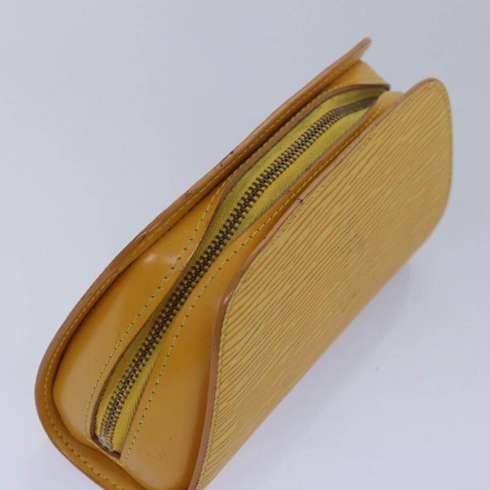 Louis Vuitton Dauphine