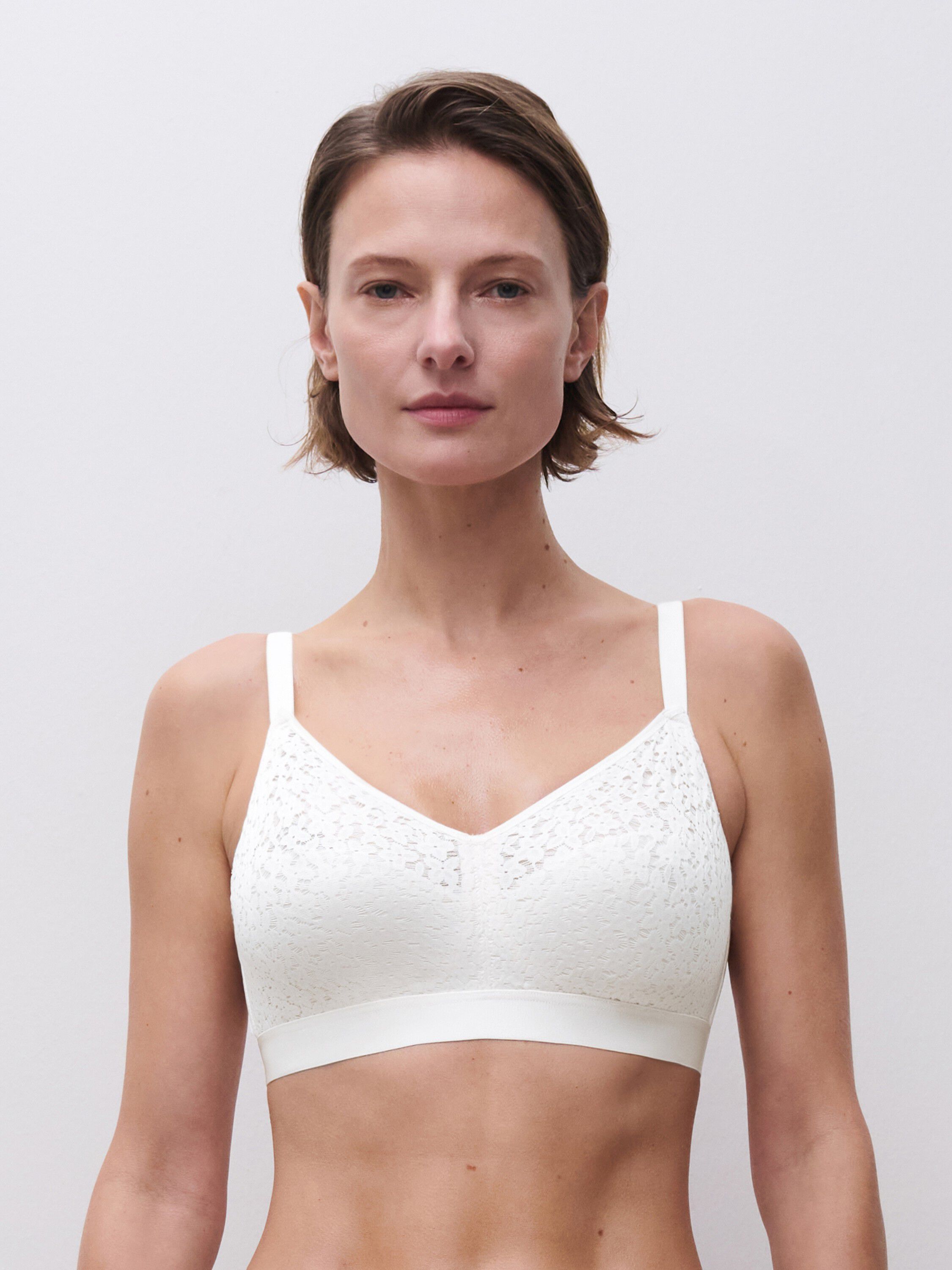 Norah Wirefree support bra