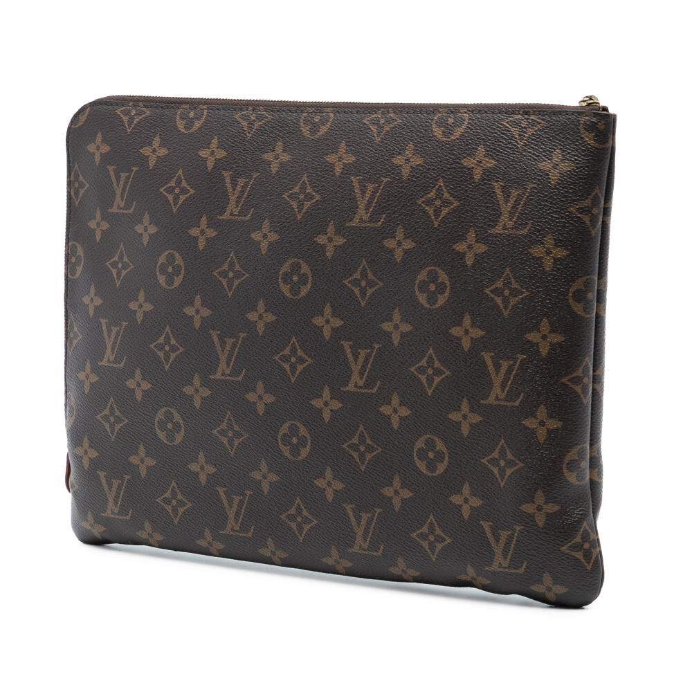 Louis Vuitton Clutch