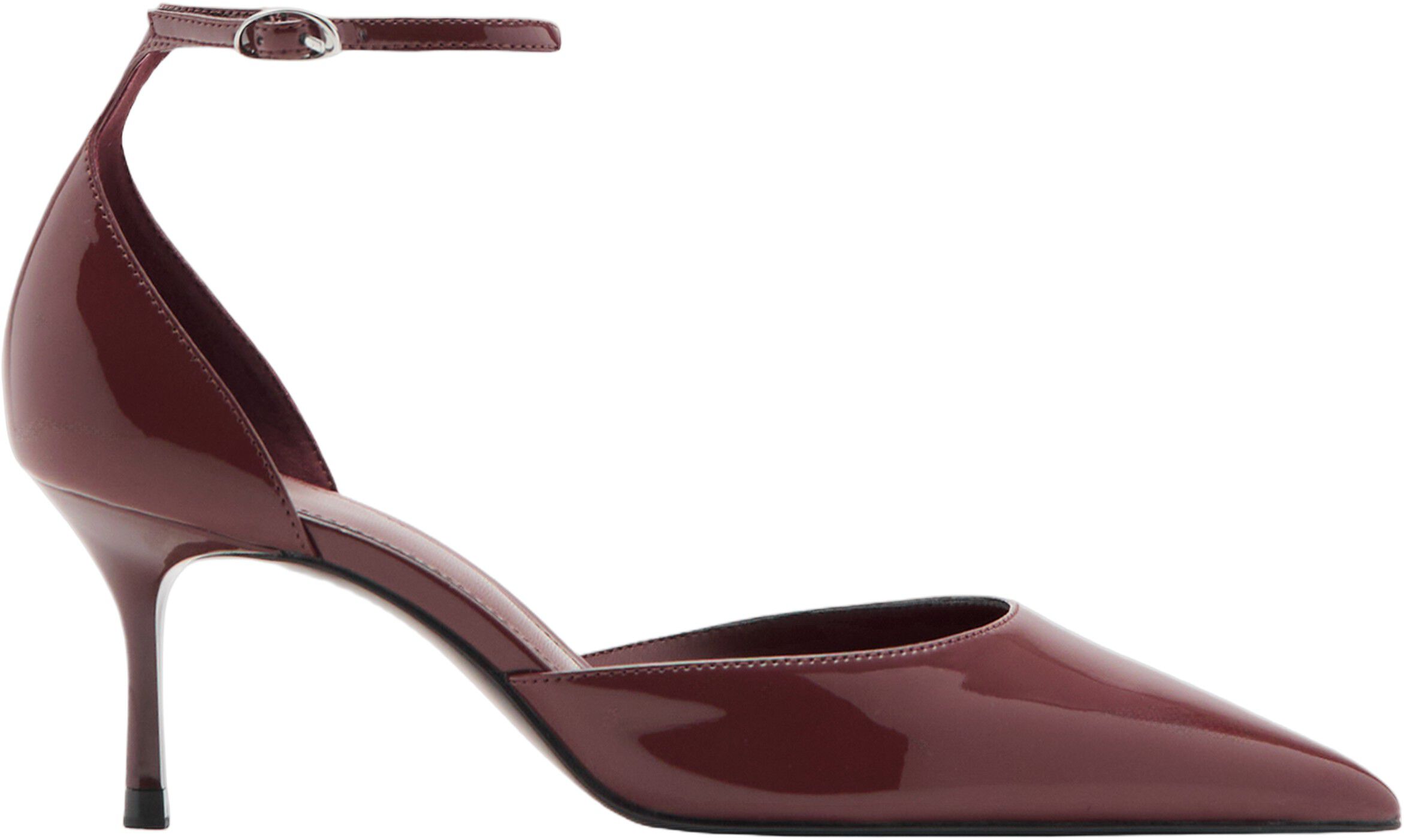 Kitten-heeled shoes with ankle stra