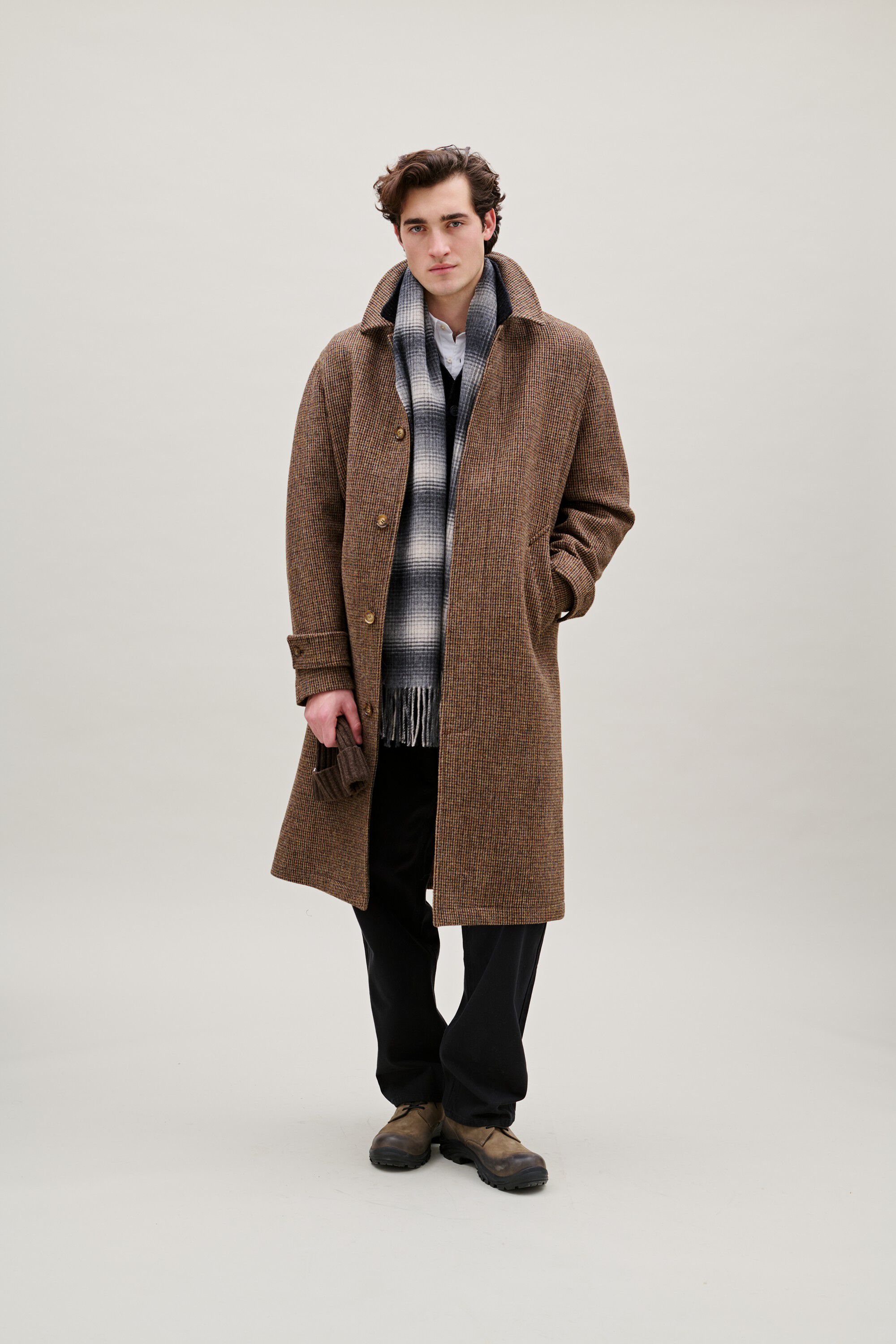 WOOL SCARF