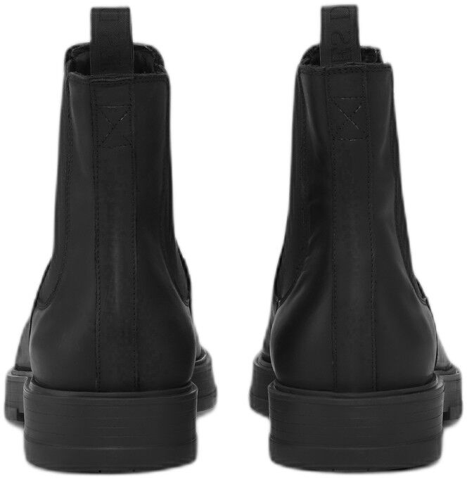 Chelsea Boot