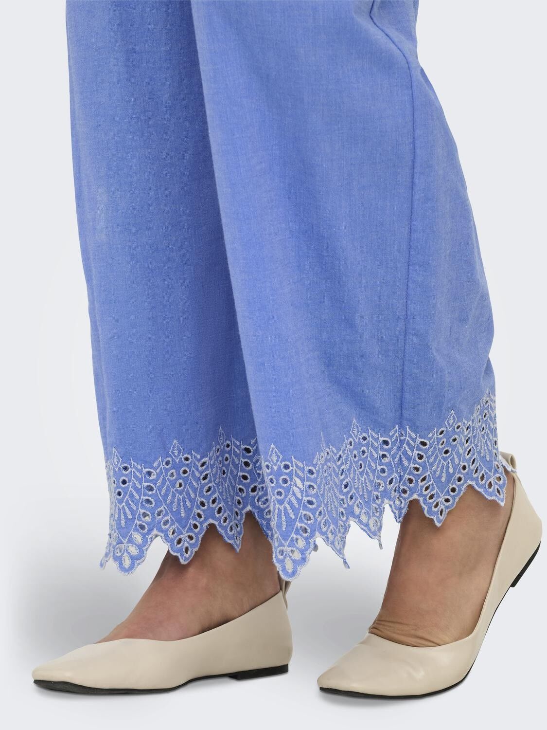 Onlpaula Tulum Emb Pull-Up Pant Noos Wvn