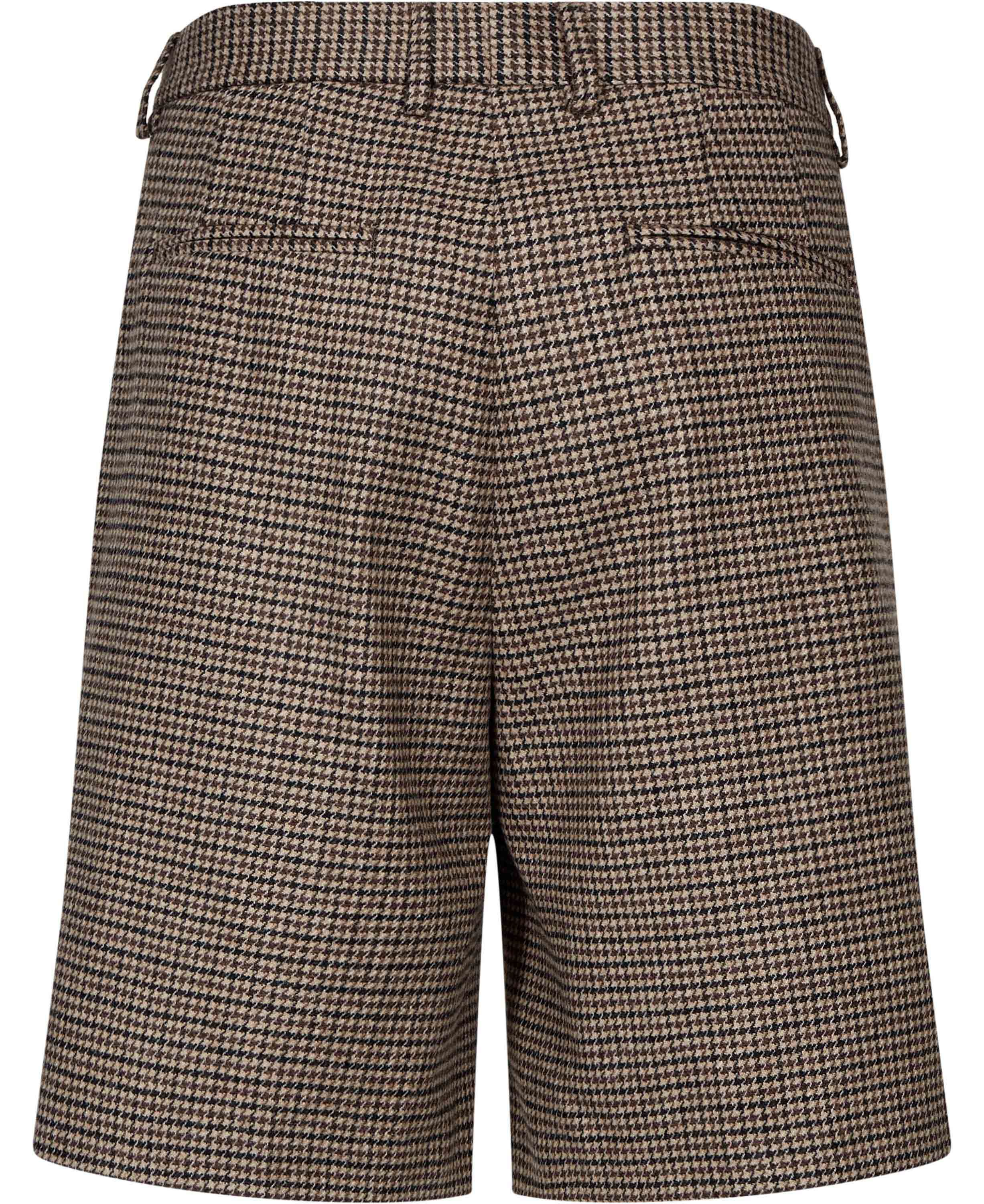 6018 W - Dori Short