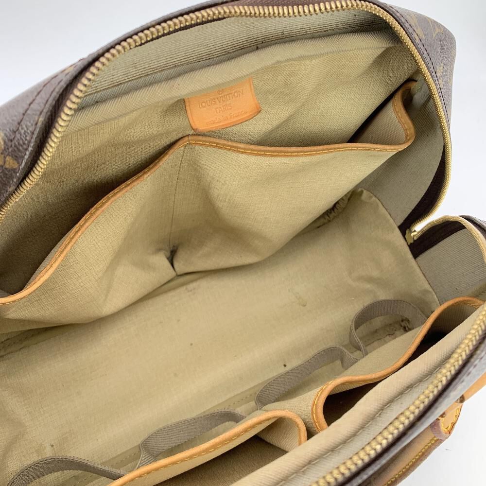 Louis Vuitton Favorite