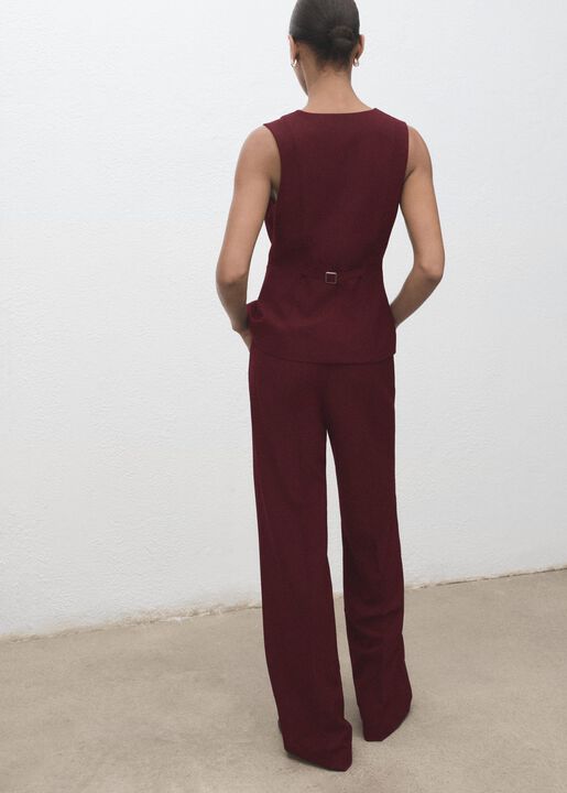 Playsuit. -- VESTY