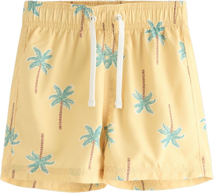 Comfy swim shorts with an adjustabl