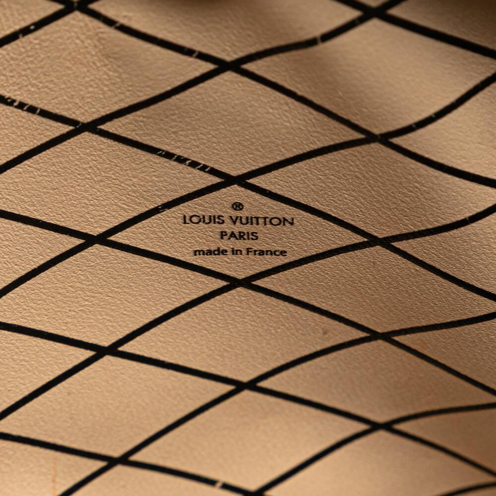 Louis Vuitton Shoulder Bags