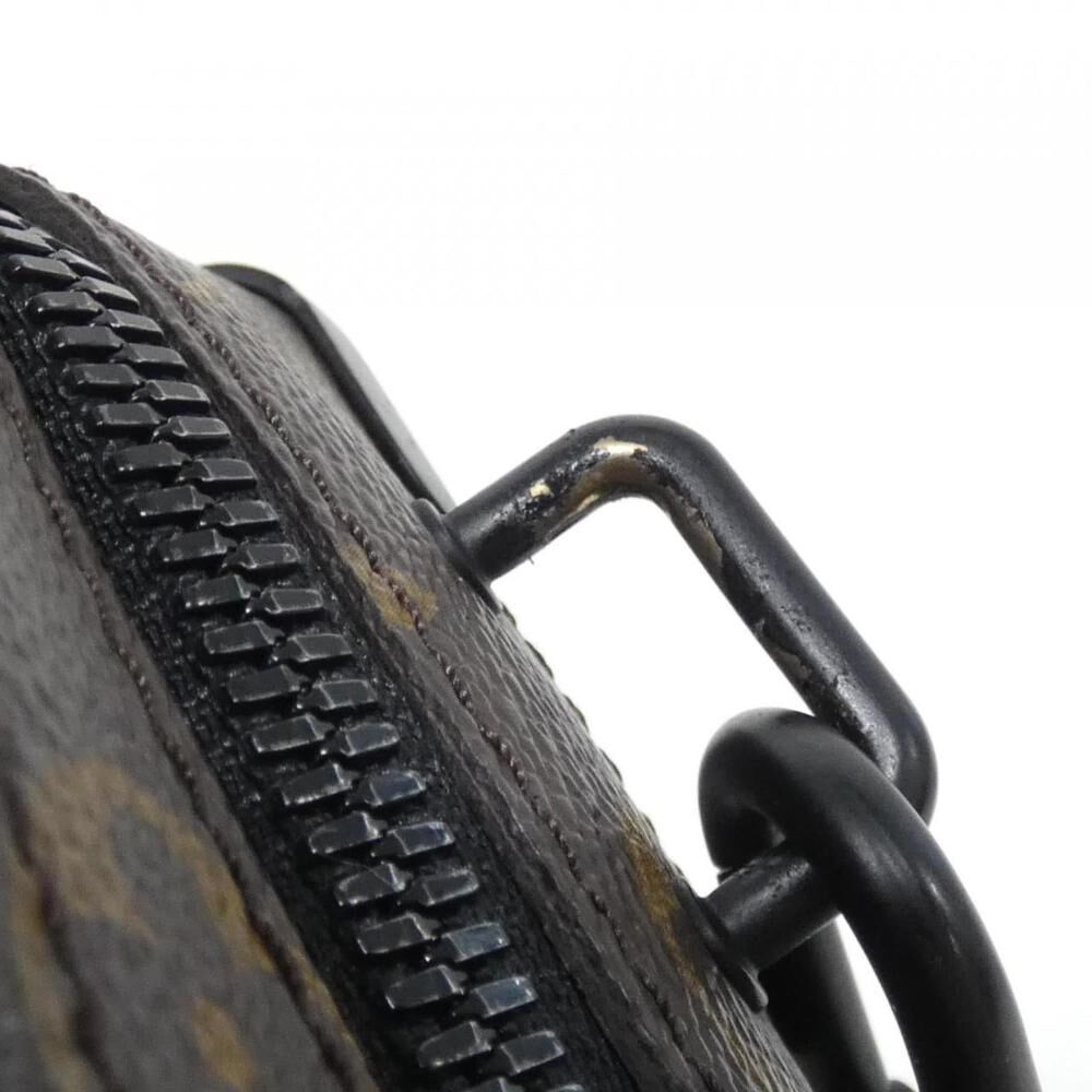 Louis Vuitton Shoulder Bags