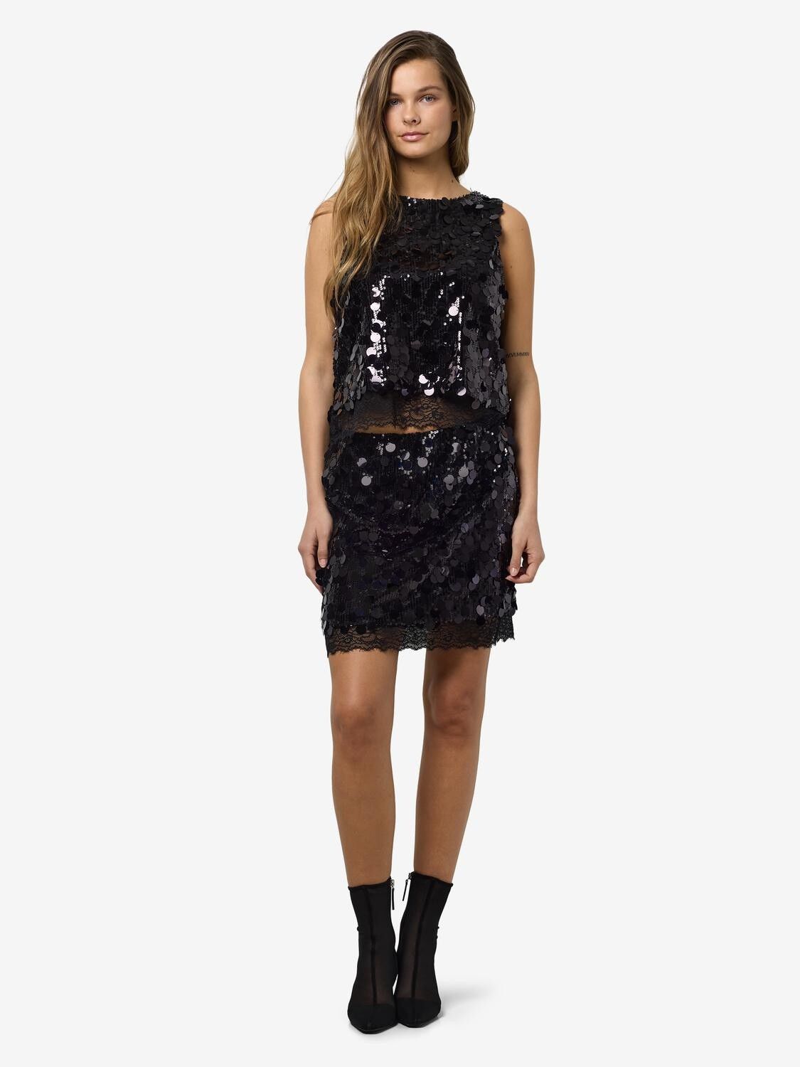 Nmelva Nw Short Sequin Skirt Wvn