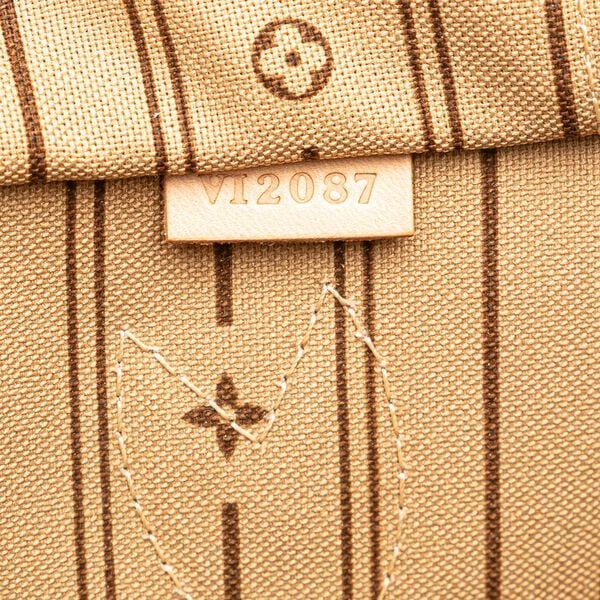 Louis Vuitton Neverfull