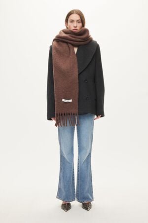 Hero scarf