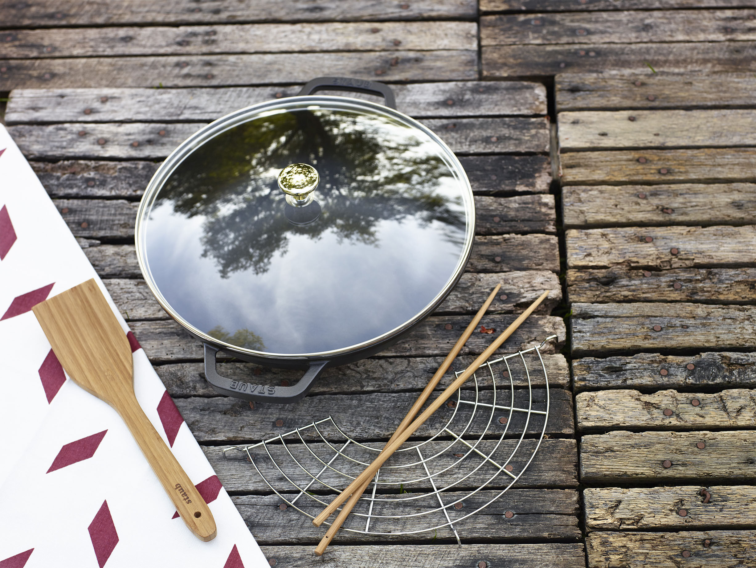 Wok +GL 30 Svart Rund Gjutj&auml;rn