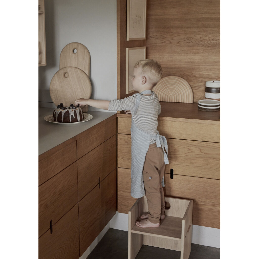 Yumi Cutting Board, Round