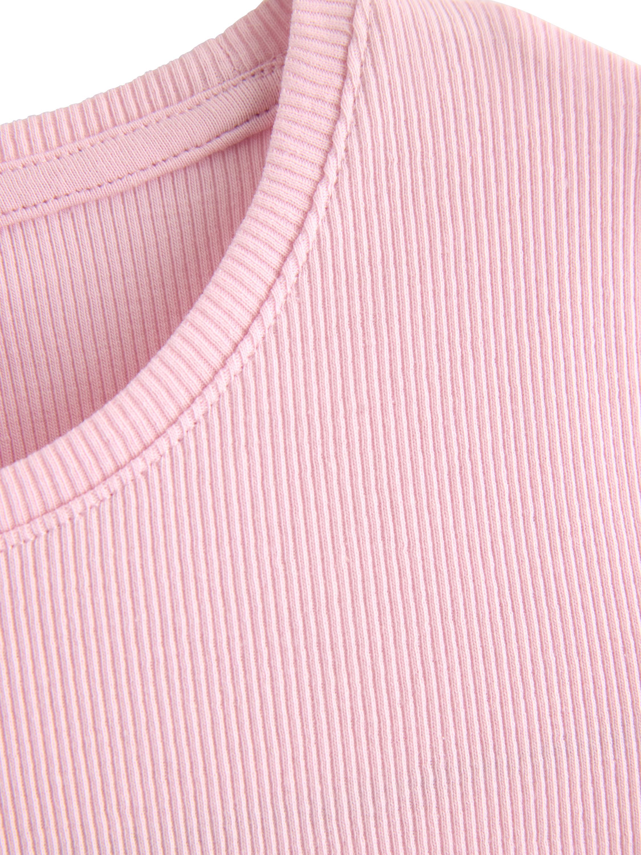 Fitted ribbed short-sleeve top with