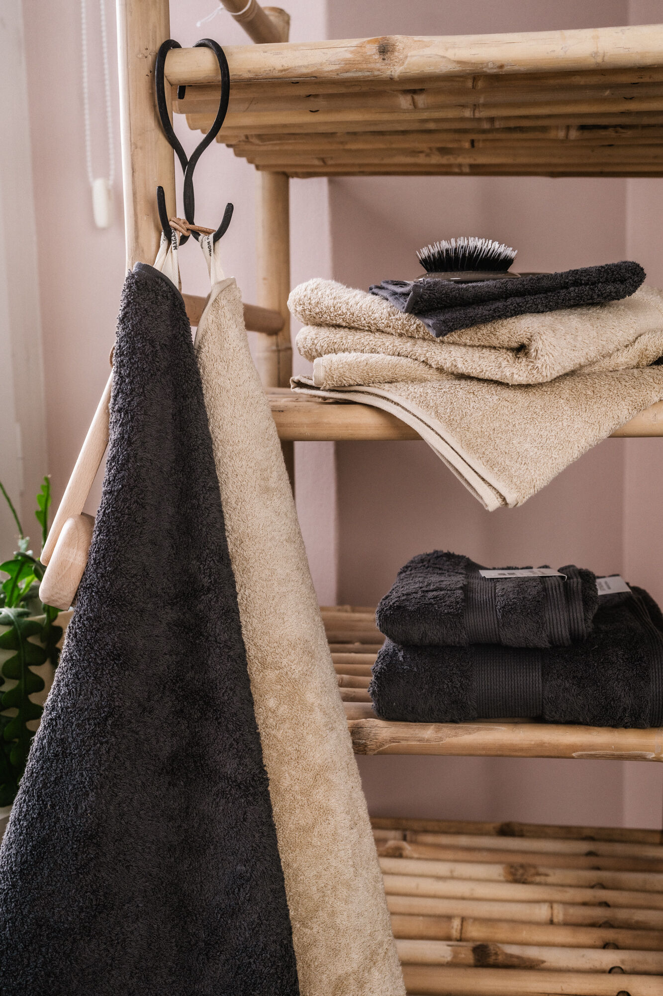 Egyptisk h&aring;ndkl&aelig;de concrete