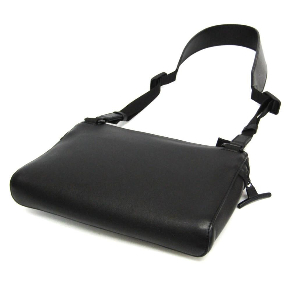 Louis Vuitton Messenger