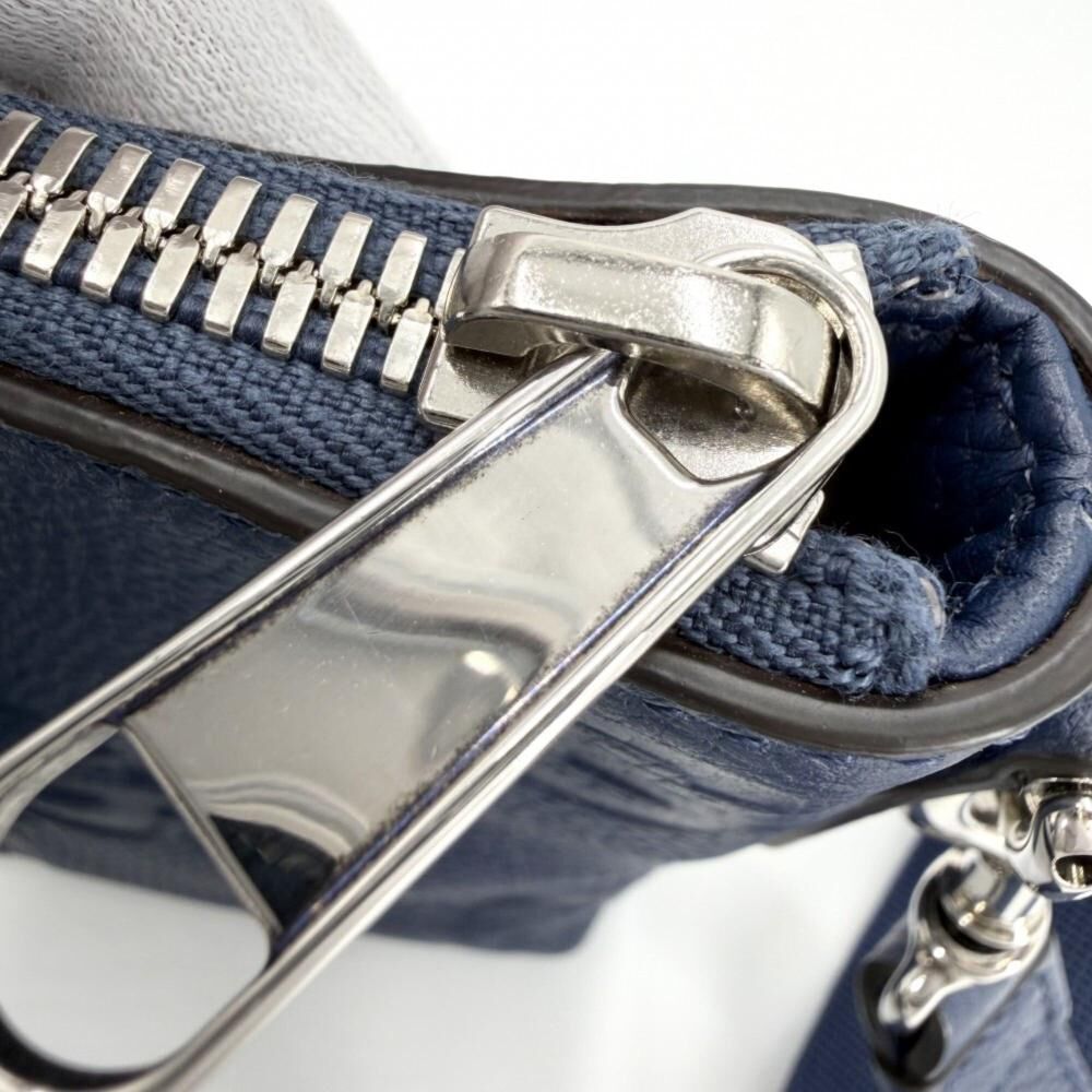 Gucci Messenger Bag