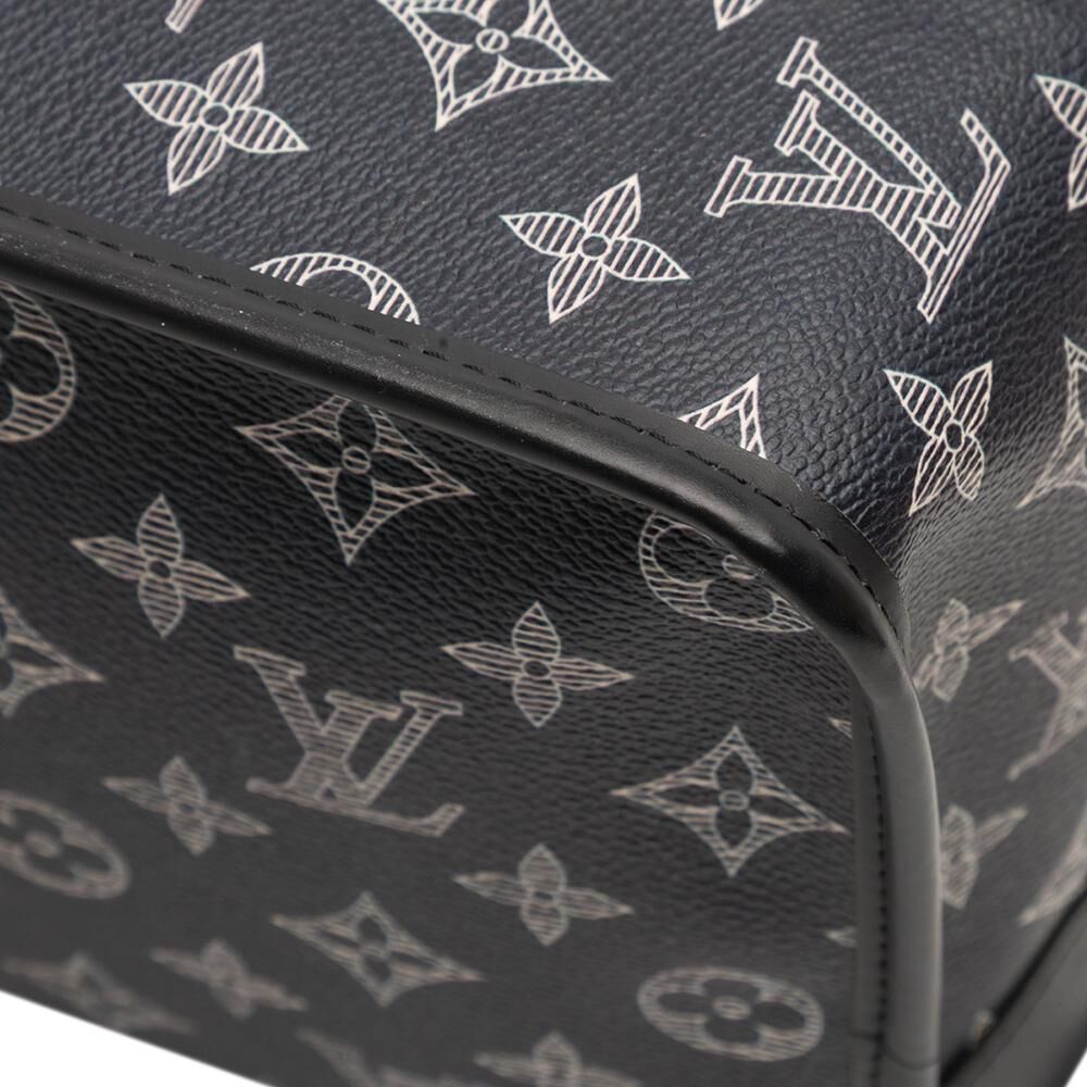 Louis Vuitton Messenger