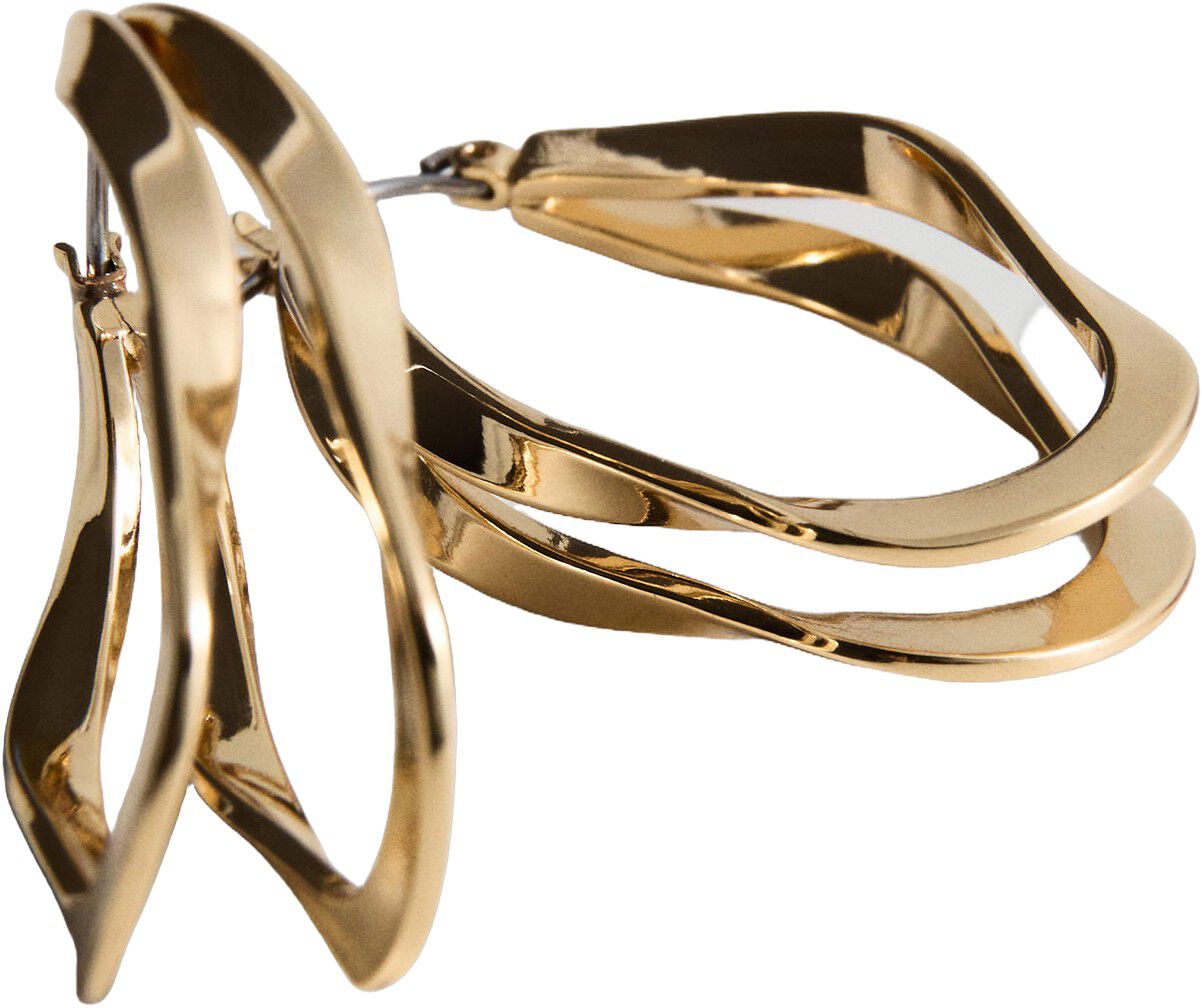 Twisted hoop earrings