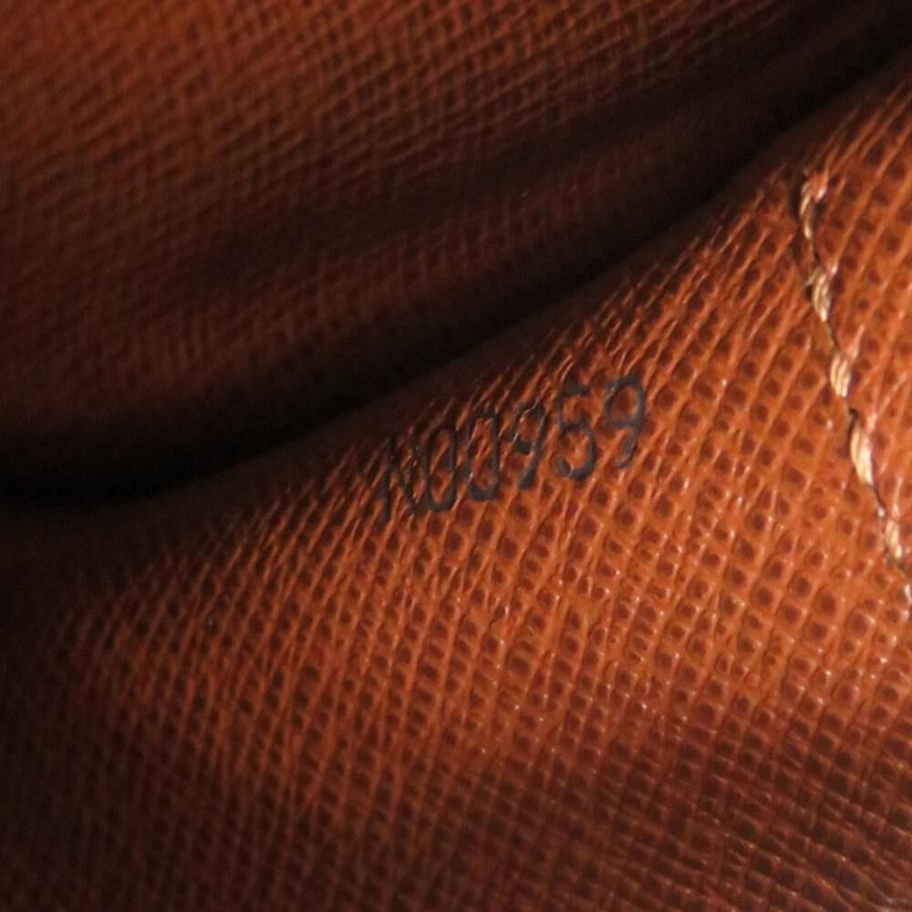 Louis Vuitton Papillon