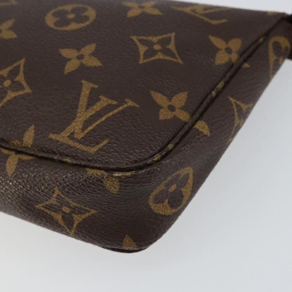 Louis Vuitton Pochette Accessoires