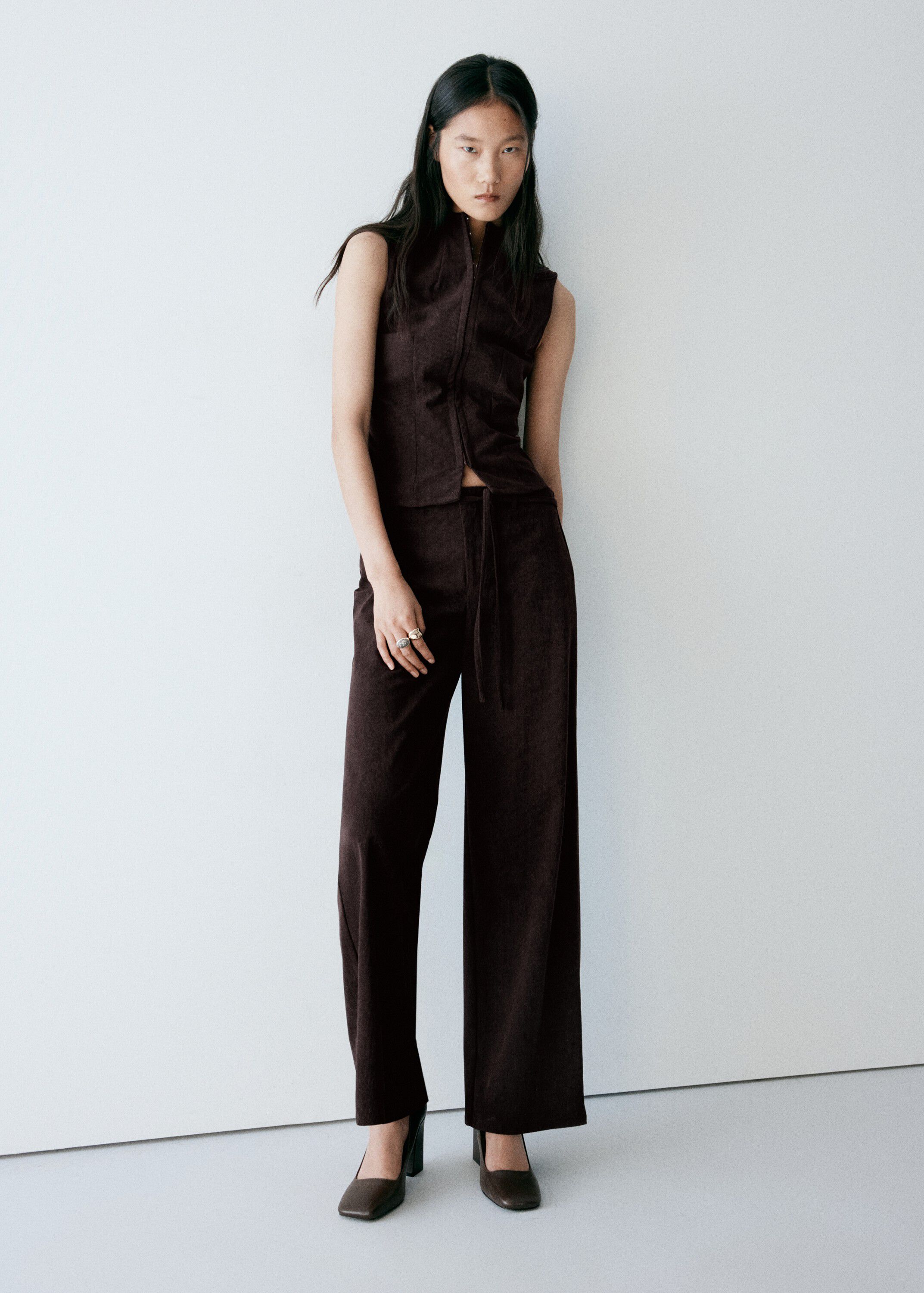 Corduroy trousers with drawstring