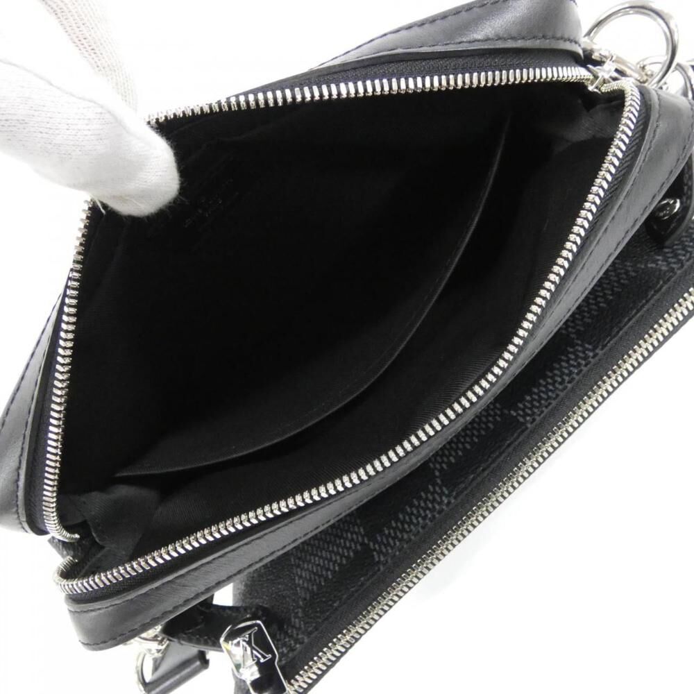 Louis Vuitton Shoulder Bags