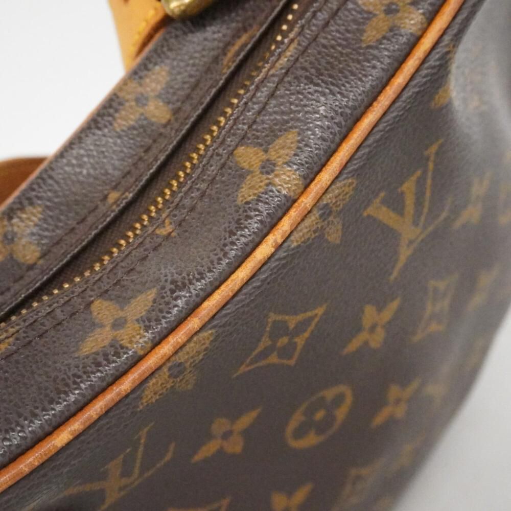 Louis Vuitton Croissant