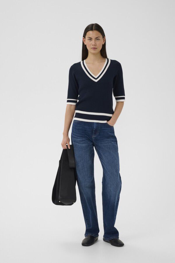LeenahIW V-Neck Blouse